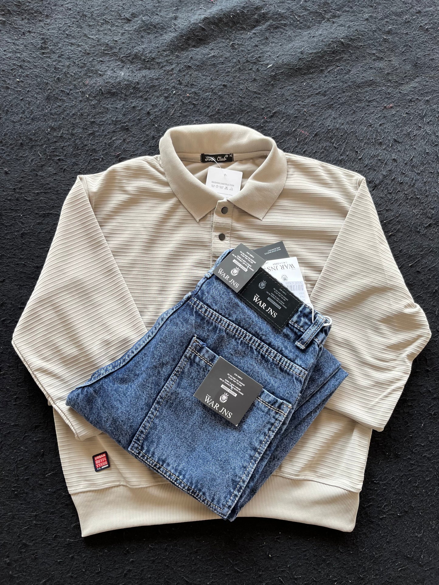 plain baggy and tshirt combo
