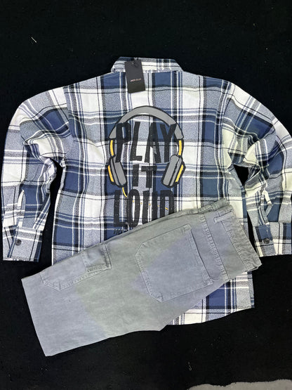 baggy shirt and 6 pocket baggy jeans